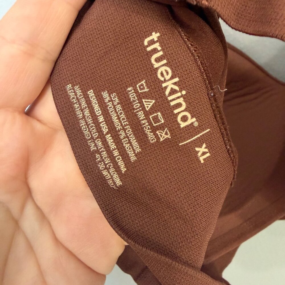 TRUEKIND supportive comfort wireless shaping bra in chocolate size XL - Picture 5 of 6